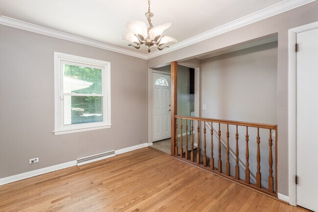 Building Photo - 4509 Pershing Ave