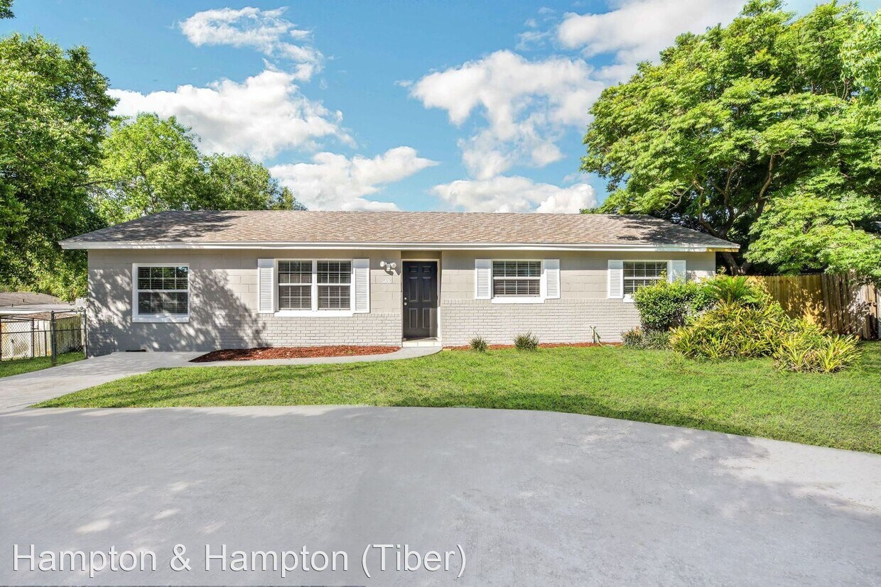 Foto principal - 4 br, 2 bath House - 6406 BAYAMON LANE