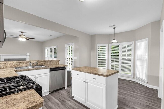 Building Photo - 10655 Victory Gate Dr