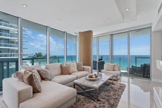 Foto del edificio - 17001 Collins Ave