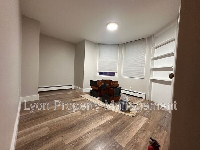 Building Photo - 84 Spring St