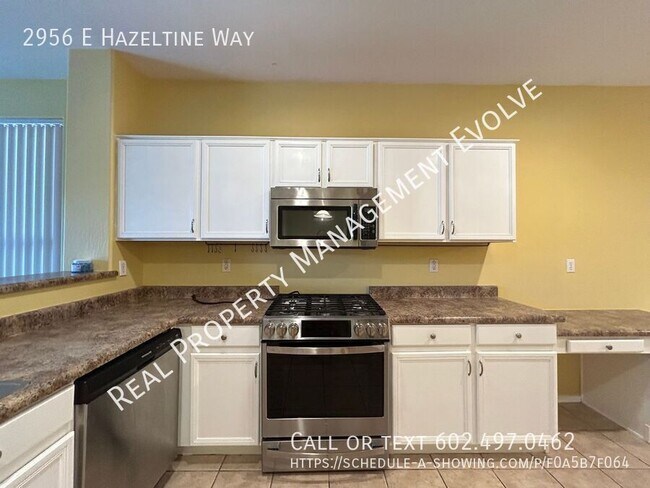 Building Photo - 2956 E Hazeltine Way