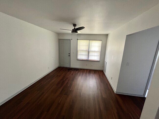Foto del edificio - 2208 S Green St