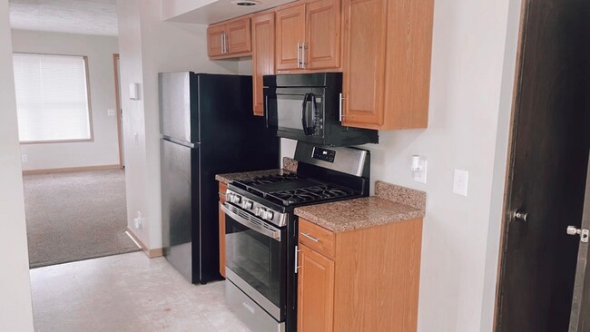 Building Photo - 523 Gallagher St