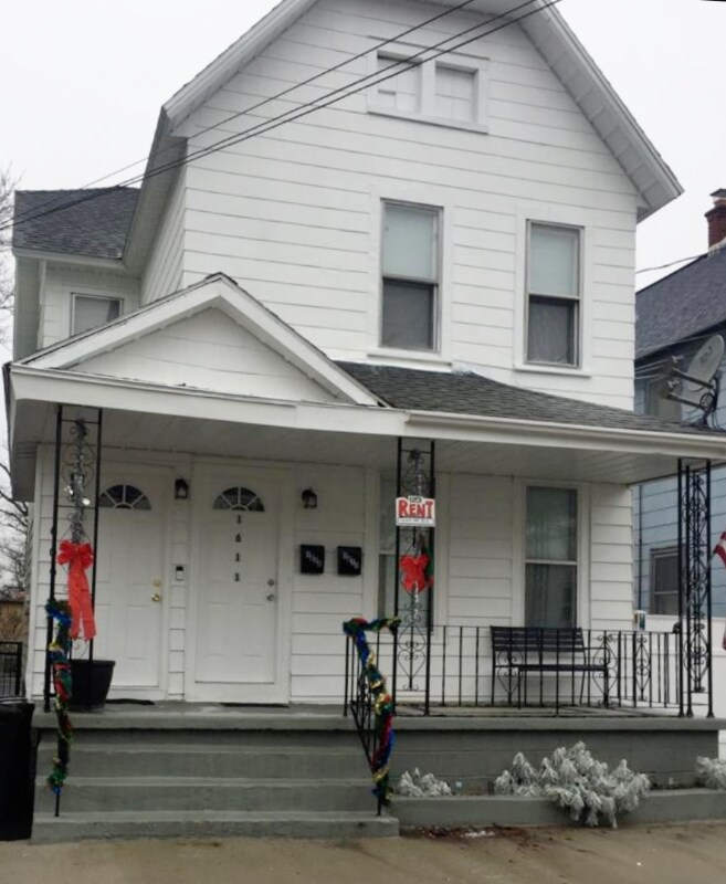 Primary Photo - 1611 Foster Ave