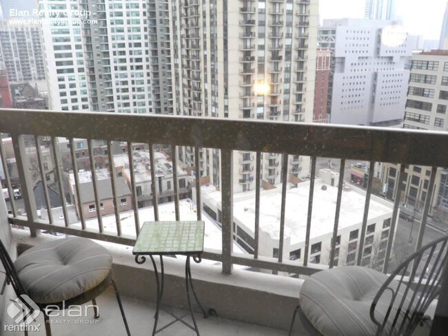 Foto del edificio - 750n N Dearborn St