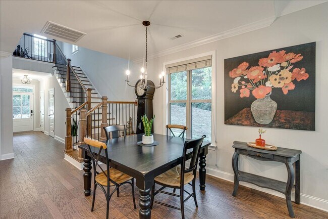 Building Photo - Brand New North Shore Home!