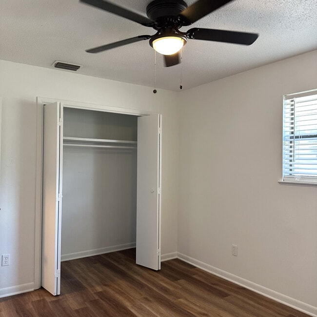 Apartments Apartments in Pensacola, FL