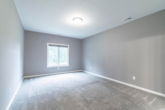 Building Photo - 2128 Freestone Pl