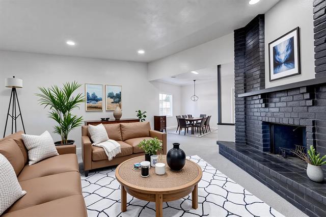 Building Photo - 7302 Flameleaf Pl