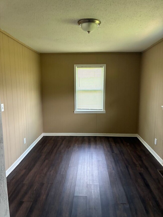 Foto del edificio - Peaceful Country Living in Sylacauga – Huge Yard & Beautiful Updates!