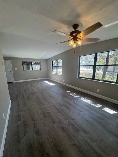 Foto del edificio - 1501 Howard Pl