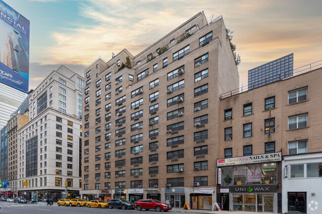 Foto del edificio - 140 E 56th St