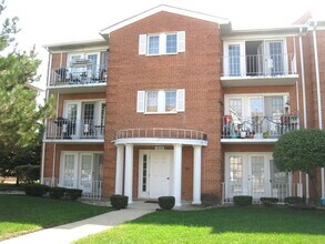 Building Photo - 1235 Harding Ave