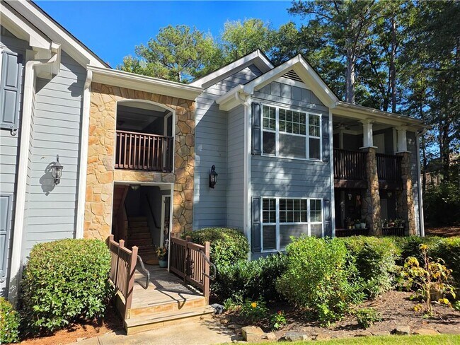 Foto del edificio - 1304 Madison Ln S E