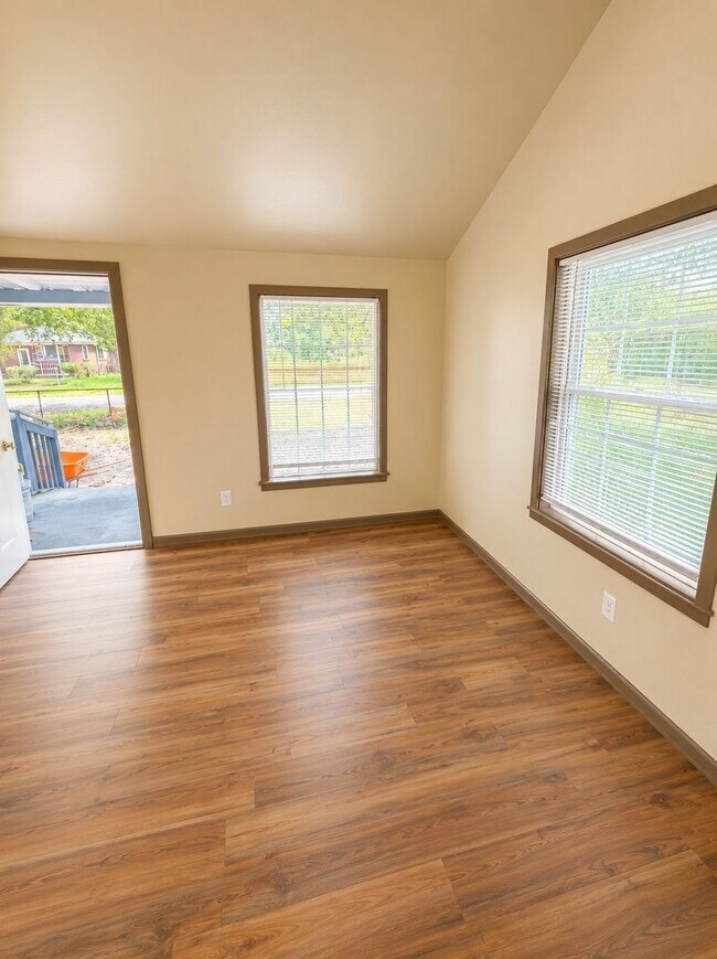 Building Photo - 5867 Althea Ave
