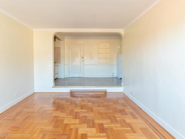 Building Photo - 430 Ocean Pkwy