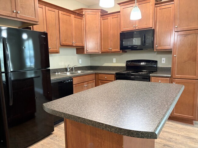 Foto del edificio - 2206 Cedarbrook Ct
