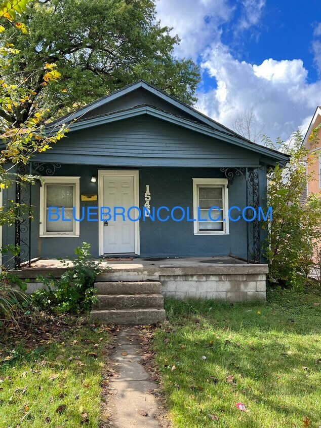 Primary Photo - Newly remodeled 2 bedroom house, Freshly p...