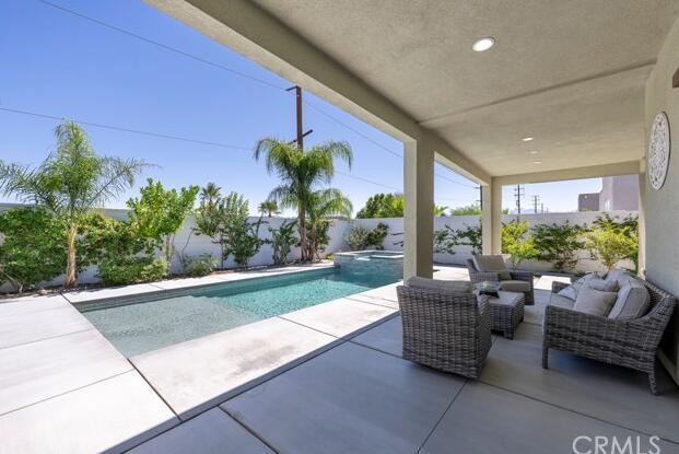 Foto del edificio - 49794 Solstice Pl