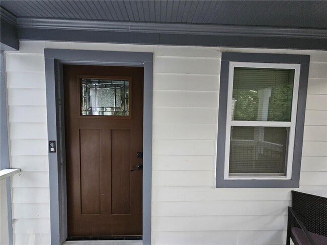 Foto del edificio - 1129 Graymont Dr SW