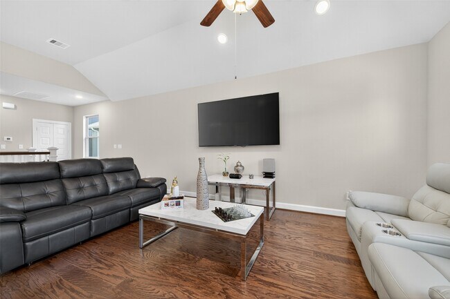 Foto del edificio - 11911 Briarwood Hill Way