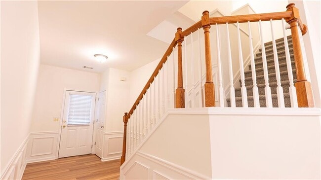 Building Photo - 2070 Hailston Dr NW