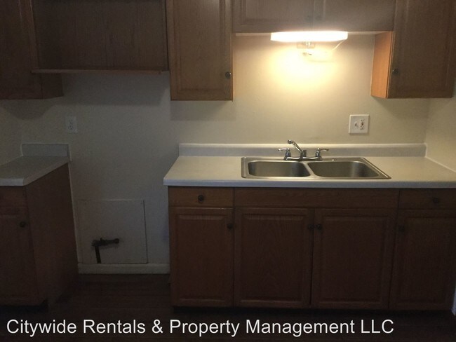 Foto del edificio - 5323-5325 N 27th St