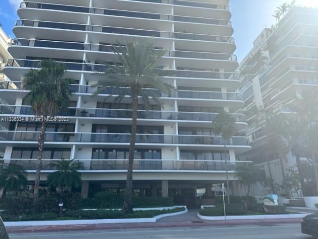 Foto del edificio - 9455 Collins Ave