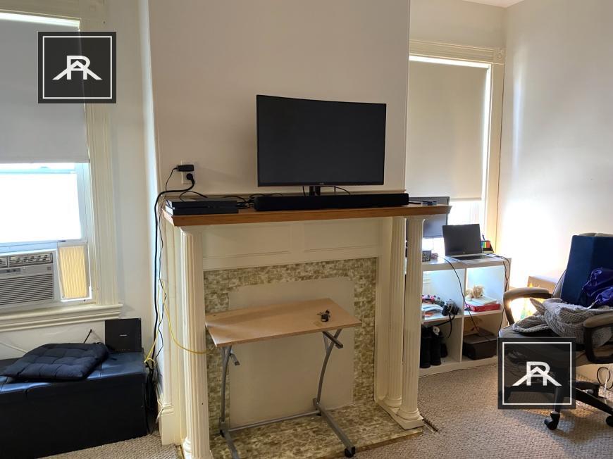 Foto principal - 0 bedroom in Newton MA 02458