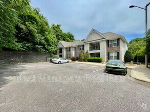 Building Photo - 206 Fountainhead Ln