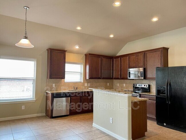 Foto del edificio - 605 Knollwood Trail Ct