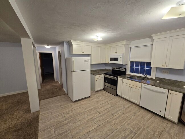 Foto del edificio - 119 Great Rd