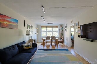 Building Photo - 5730 Mosholu Ave