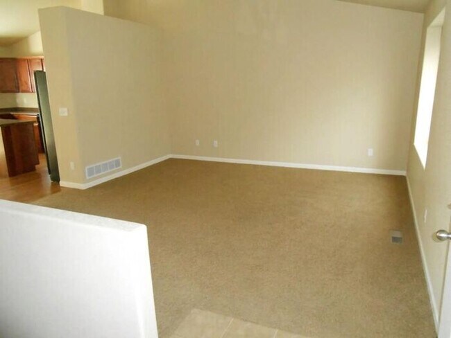 Foto del edificio - Beautiful 3 Bedroom 2 Bath Ranch-Style Home in SW Loveland!