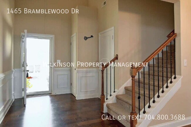 Foto del edificio - 1465 Bramblewood Dr