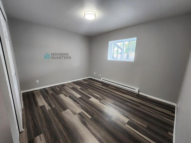 Foto del edificio - 12421 E Riverside Ave