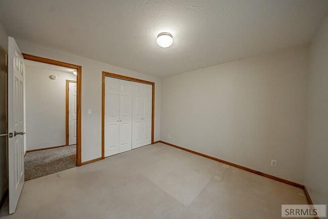 Building Photo - Sunnybrook