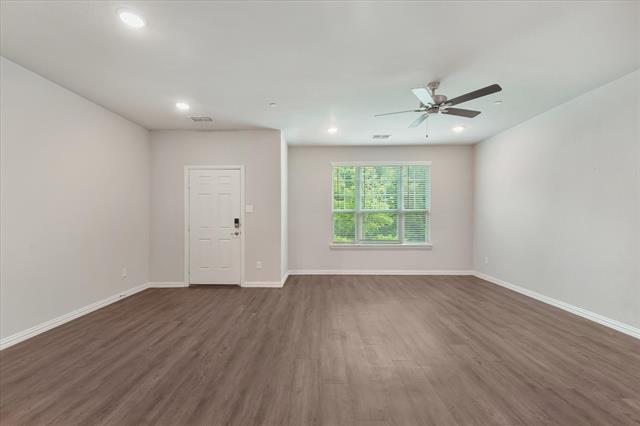 Building Photo - 1274 Alamo Dr