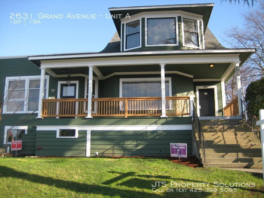 Primary Photo - 2631 Grand Ave