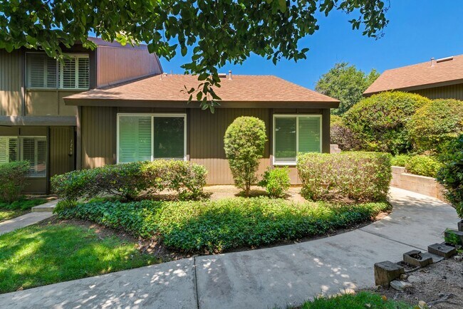 Building Photo - 1268 Tarryglen Ln