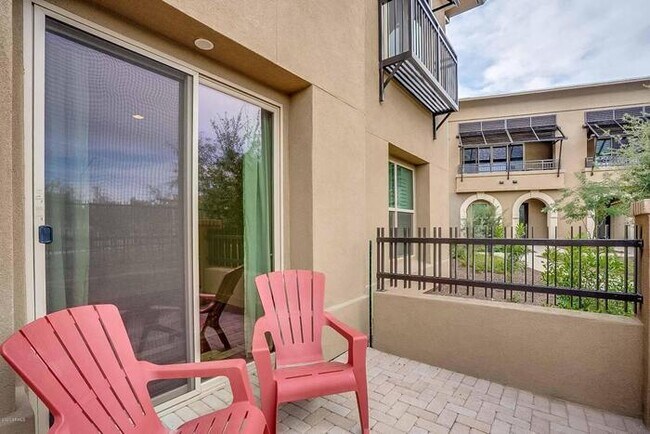 Foto del edificio - Luxury 2 Bedroom Condo MOVE-IN READY!