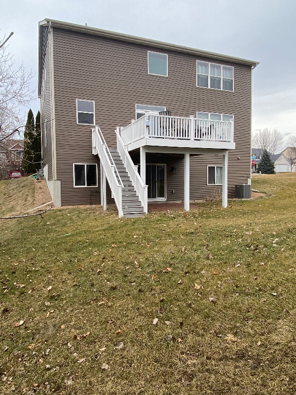 Building Photo - 7586 Inland Ln N