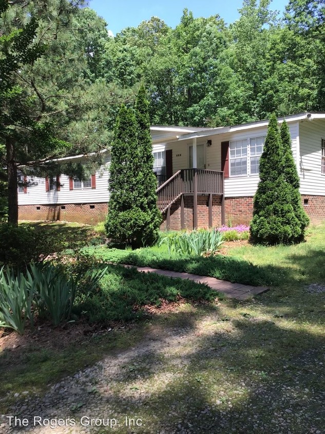 Foto principal - 3 br, 2 bath House - 608 Winston Street