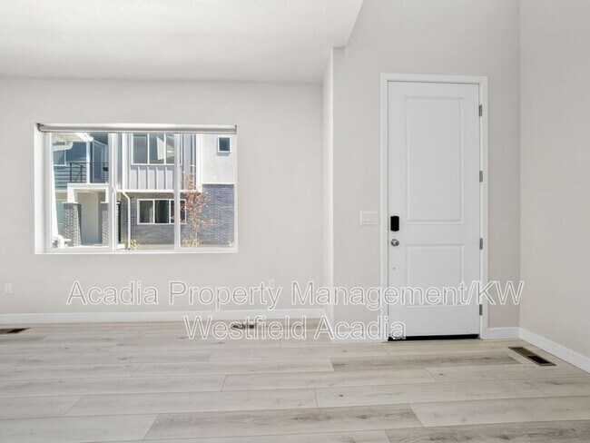 Building Photo - 15083 S Reins Wy