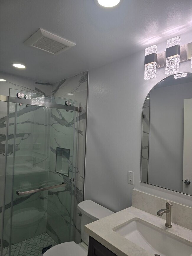 Foto del edificio - Cozy Unit in Westminster for Lease