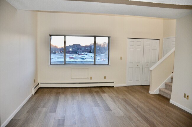 Main floor - 18 Sundance Dr