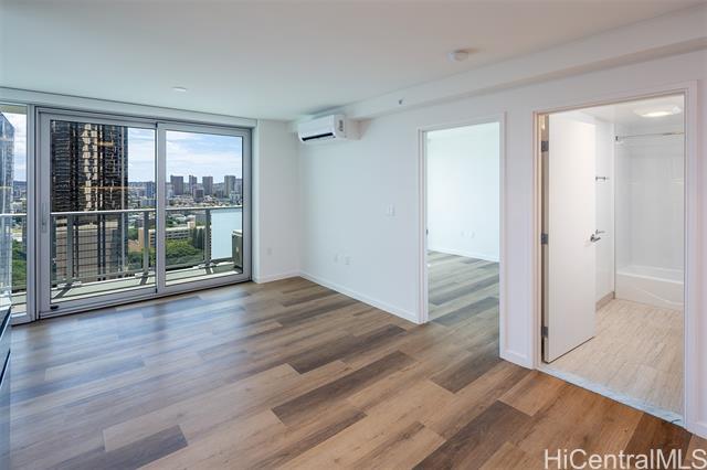 Foto del edificio - 1515 Liona St