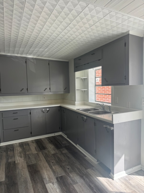 Building Photo - 308a Joseph St