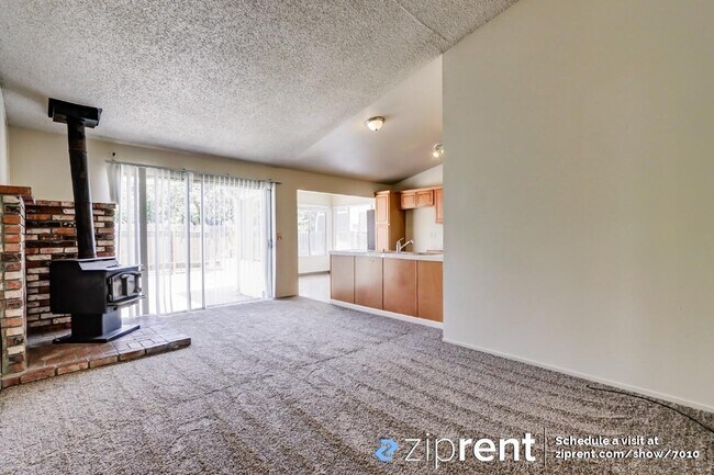 Building Photo - 524 Wigeon Way
